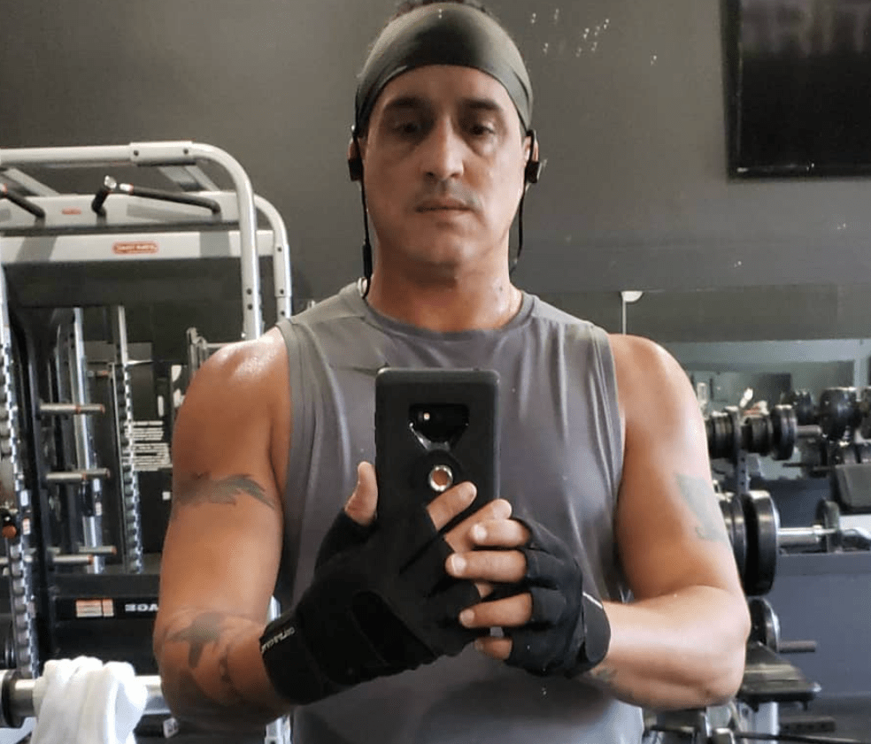 Jason Figueira portrait